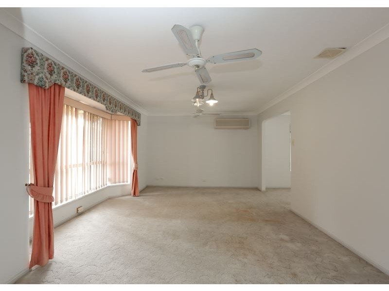 11 Prenzlau Crest, Windaroo QLD 4207