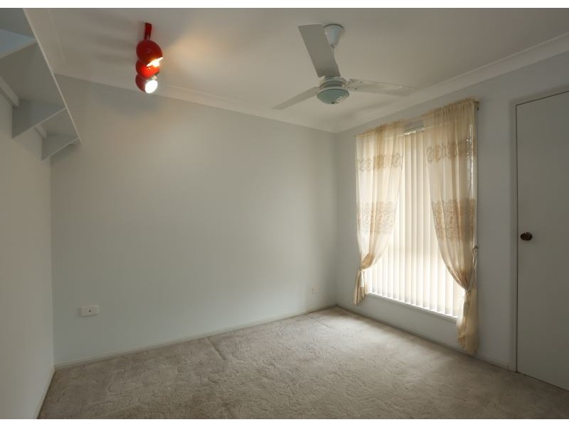 11 Prenzlau Crest, Windaroo QLD 4207