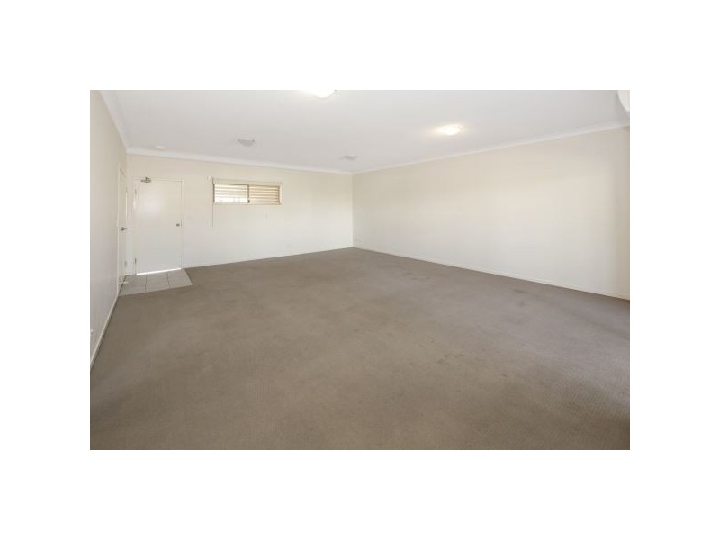 10/12 Hawthorne St, Beenleigh QLD 4207