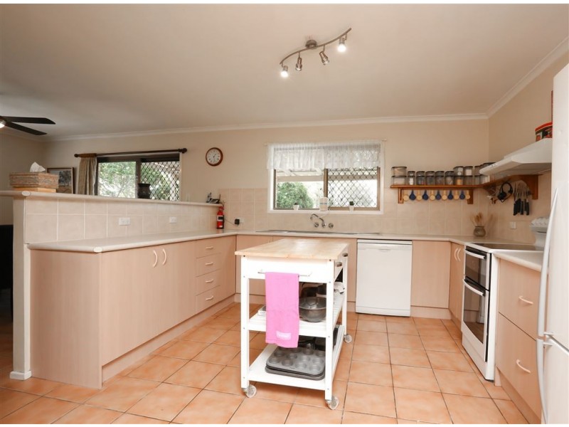 5 Fisher Court, Bethania QLD 4205