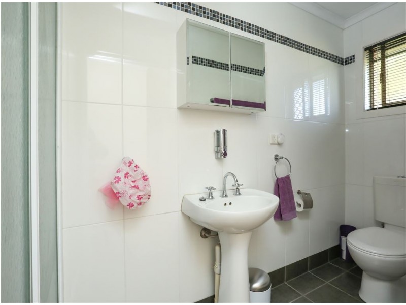 5 Fisher Court, Bethania QLD 4205