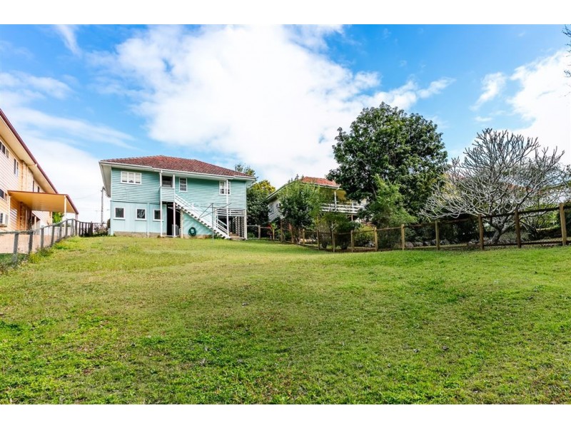 27 High Street, Ashgrove QLD 4060