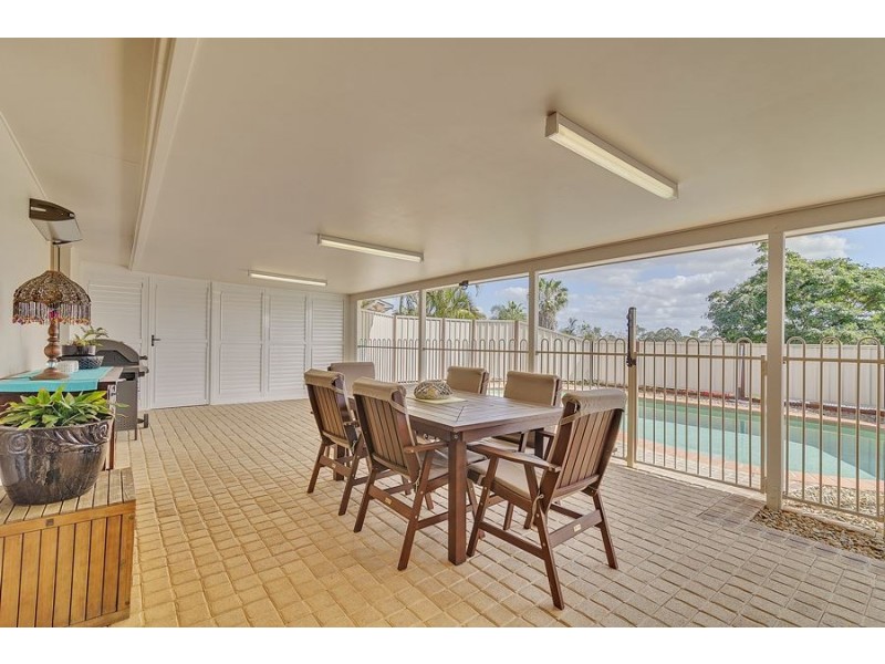 29 Wantana Crescent, Edens Landing QLD 4207