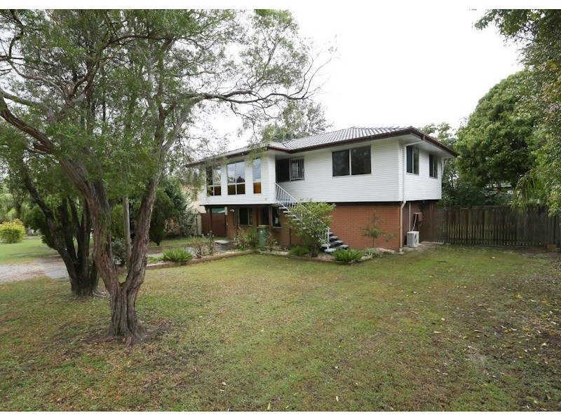 17 Woodash Street, Kingston QLD 4114
