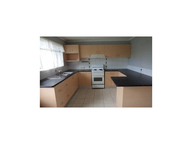 110 Hakea Street, Crestmead QLD 4132