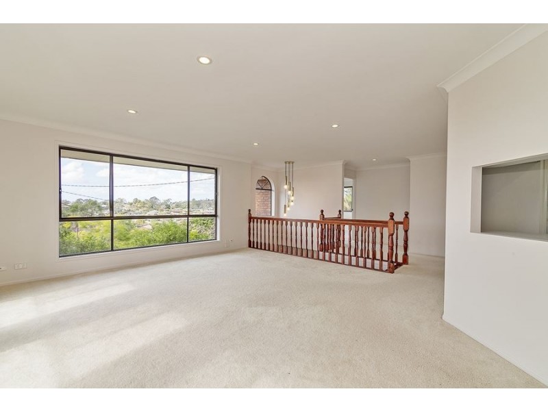 12 Moffatt Place, Edens Landing QLD 4207