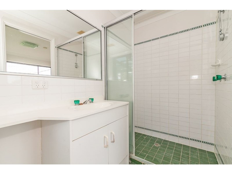12 Moffatt Place, Edens Landing QLD 4207