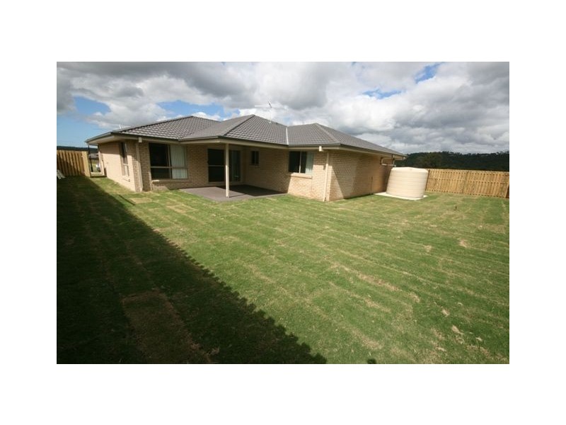 8 Sunridge Circuit, Bahrs Scrub QLD 4207