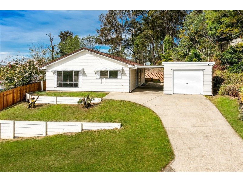 4 Jeetho Street, Holmview QLD 4207