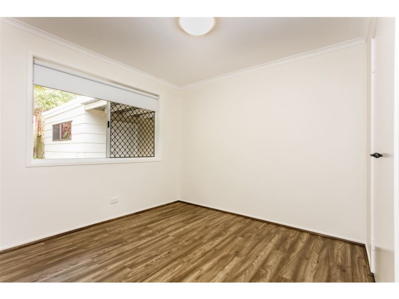 4 Jeetho Street, Holmview QLD 4207