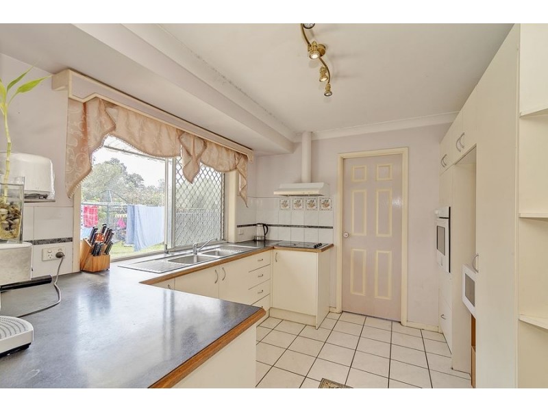 3 Strand Court, Waterford West QLD 4133