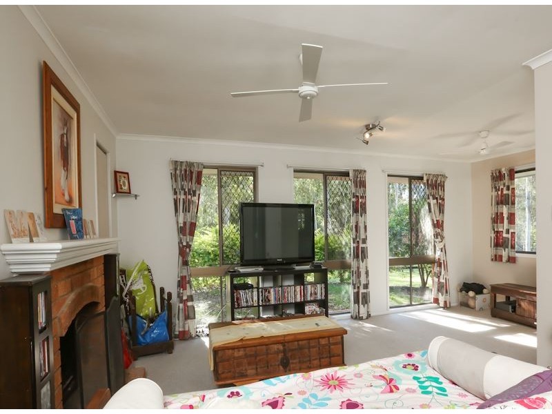 60 Coplick Crescent, Buccan QLD 4207