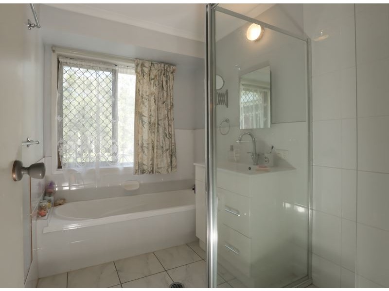 60 Coplick Crescent, Buccan QLD 4207