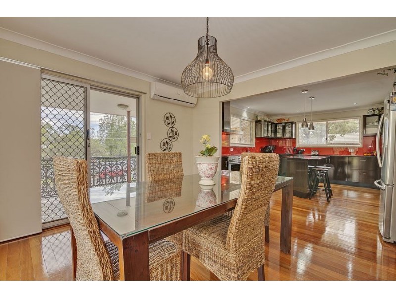 11 Curlew Crescent, Eagleby QLD 4207