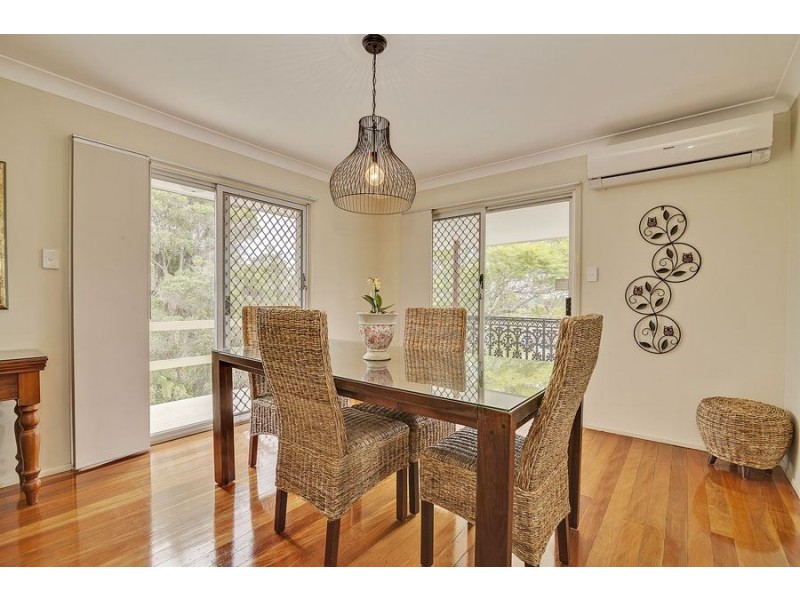 11 Curlew Crescent, Eagleby QLD 4207
