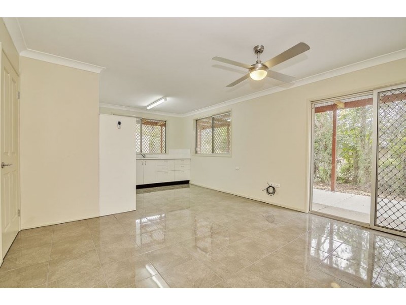 11 Curlew Crescent, Eagleby QLD 4207