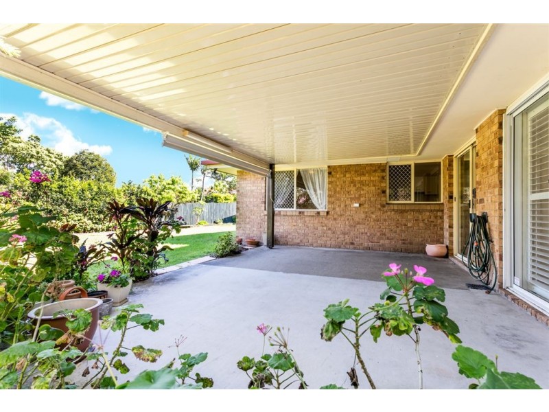 6 Ambat Court, Tanah Merah QLD 4128