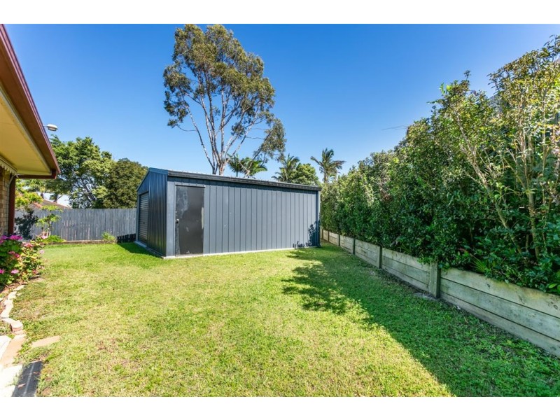 6 Ambat Court, Tanah Merah QLD 4128