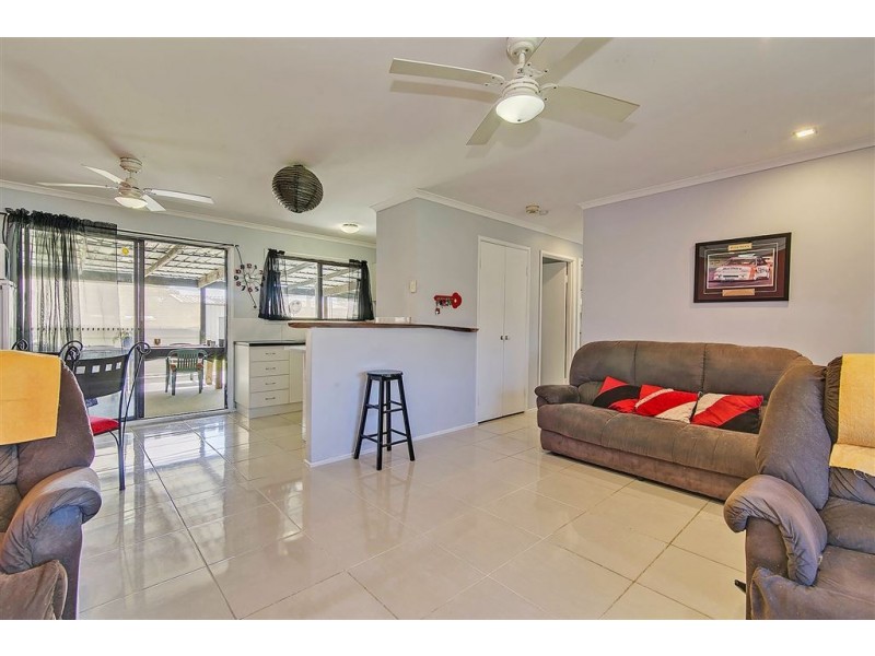 3 Devron Court, Eagleby QLD 4207