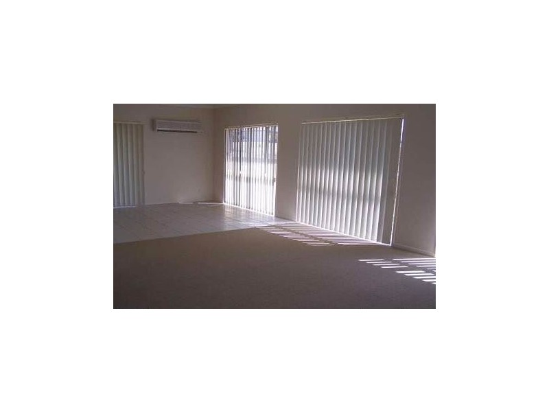 14 Holliday Dr, Edens Landing QLD 4207