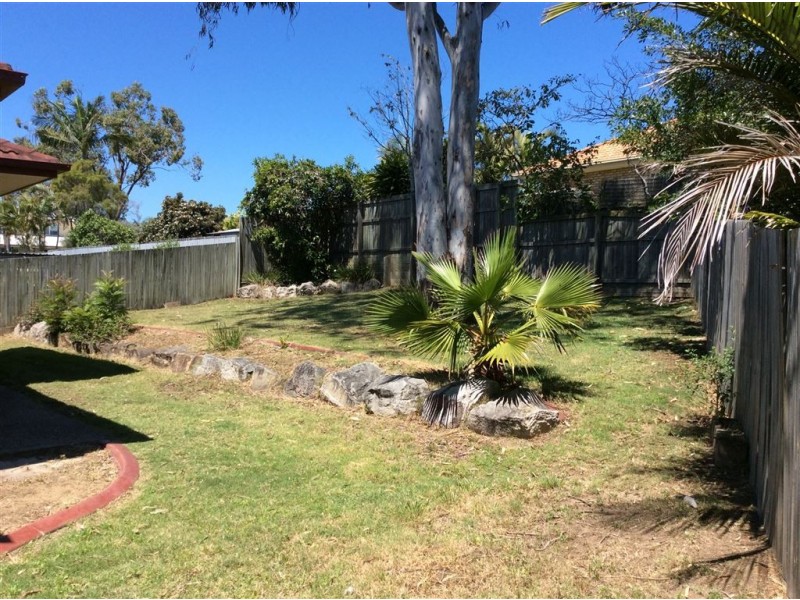 14 Holliday Dr, Edens Landing QLD 4207