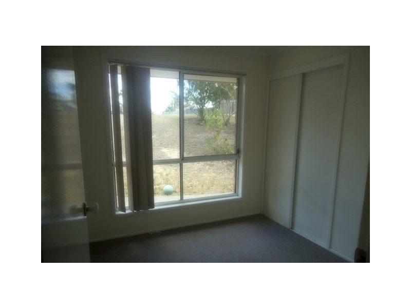 25 Nicolis Ct, Beenleigh QLD 4207