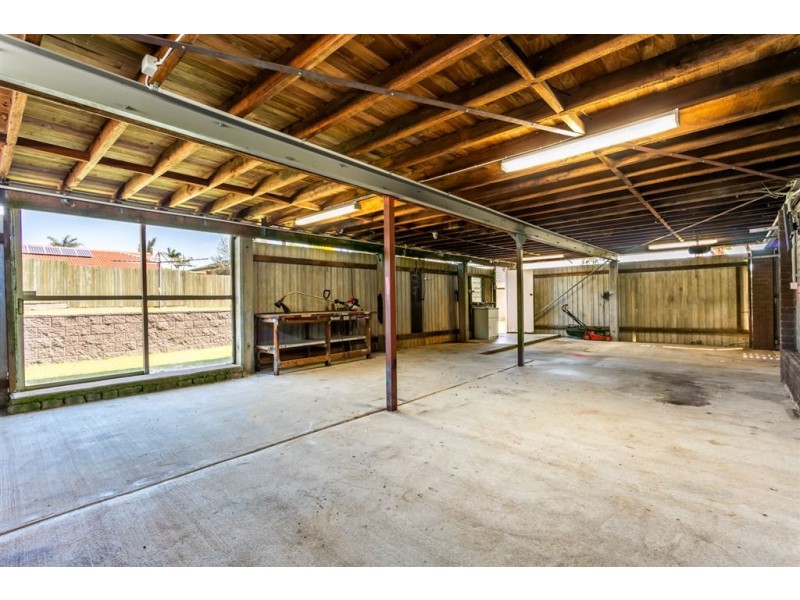 16 Azalea Avenue, Daisy Hill QLD 4127