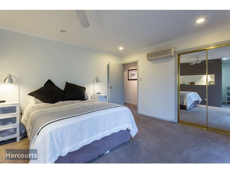 12 Clivia Crescent, Daisy Hill QLD 4127