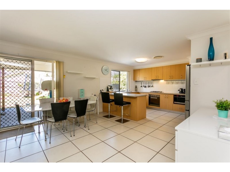 40 Woodlands Blvd, Waterford QLD 4133