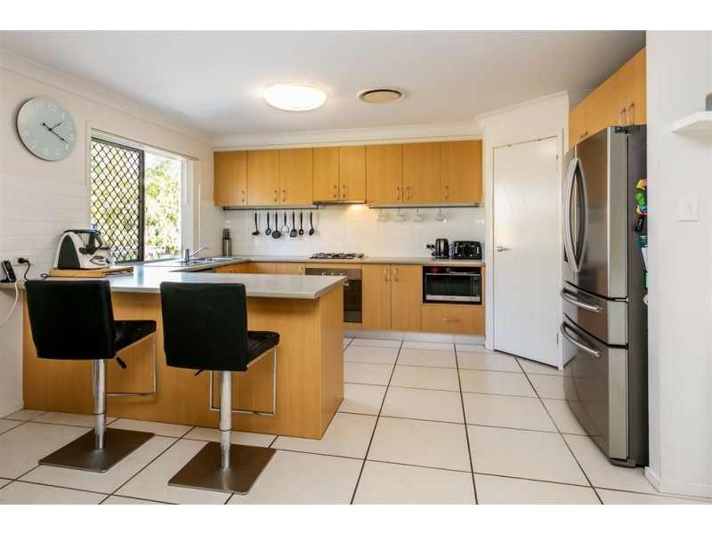 40 Woodlands Blvd, Waterford QLD 4133