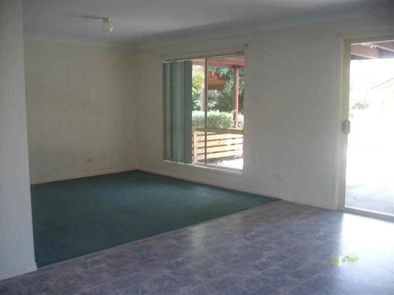 2 Selkirk Lane, Bethania QLD 4205