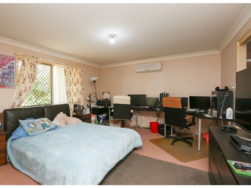 3 Gariswood Court, Edens Landing QLD 4207