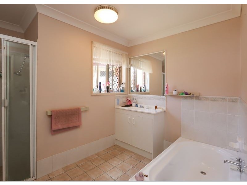 3 Gariswood Court, Edens Landing QLD 4207