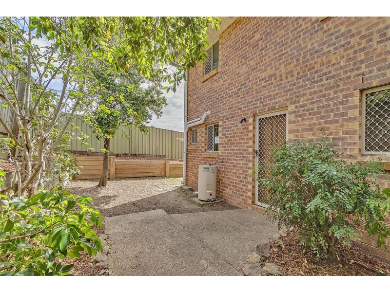 1/6 Pendlebury Court, Edens Landing QLD 4207