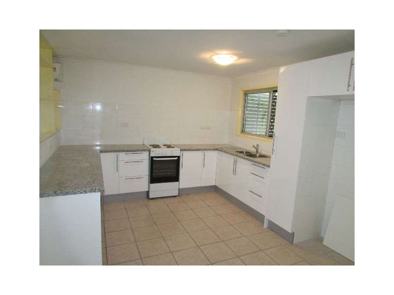 25 Hampton St, Loganholme QLD 4129