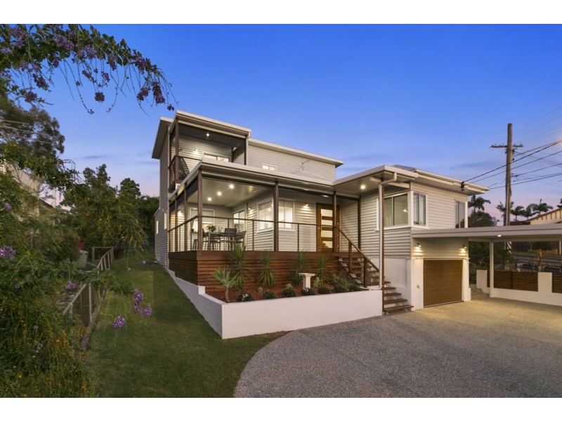 64 Brooks St, Camp Hill QLD 4152