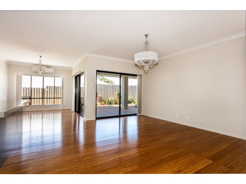 3 Pixie Hollow Cres, Eagleby QLD 4207