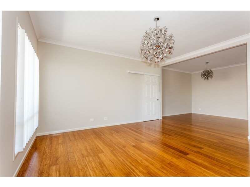 3 Pixie Hollow Cres, Eagleby QLD 4207