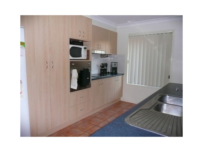 7 Barber Ct, Waterford QLD 4133