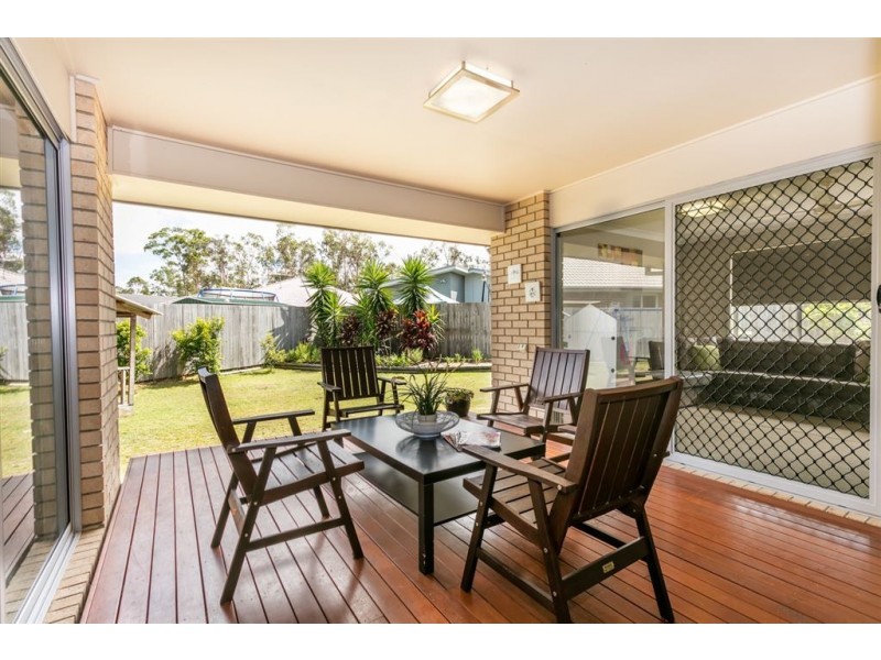 3 Wallaman Close, Waterford QLD 4133