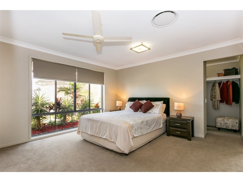 3 Wallaman Close, Waterford QLD 4133