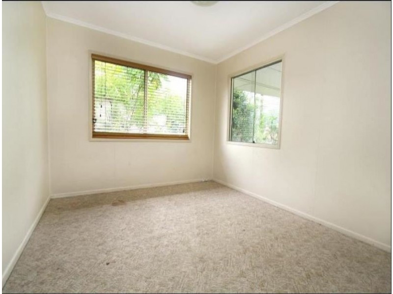 33 Hammel Street, Beenleigh QLD 4207