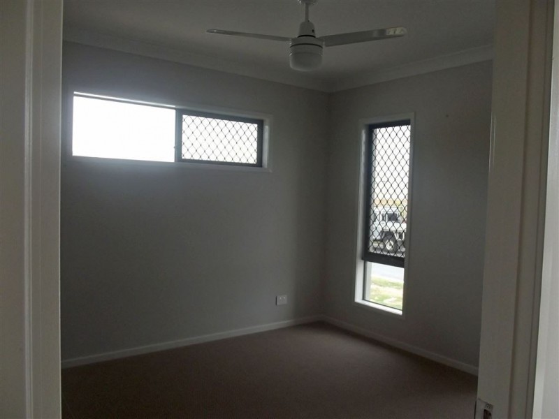 10 Bright Street, Yarrabilba QLD 4207