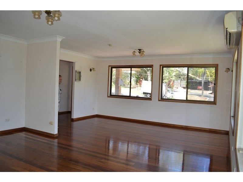 43 Peacock Avenue, Beenleigh QLD 4207