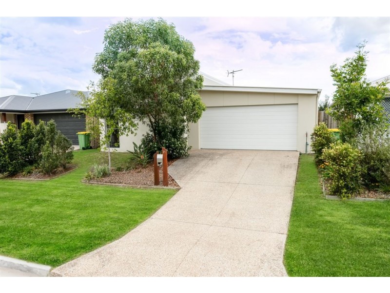 71 Brookside Circuit, Ormeau QLD 4208