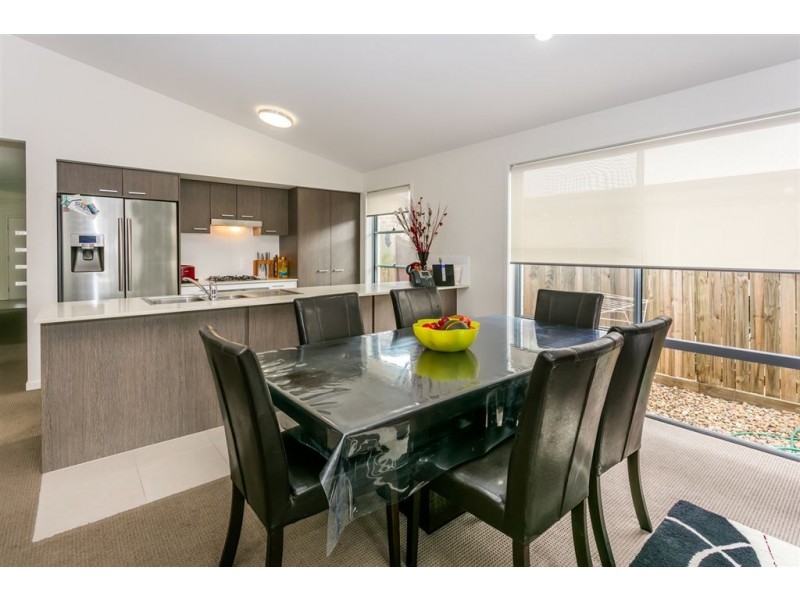 71 Brookside Circuit, Ormeau QLD 4208