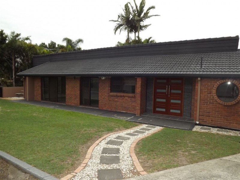 2 Holmes Court, Mount Warren Park QLD 4207