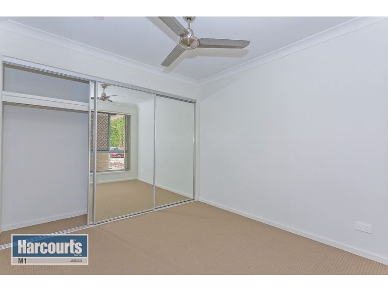 2/17 Spruce St, Loganlea QLD 4131