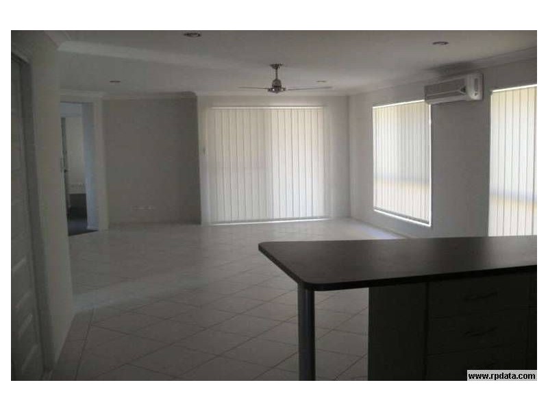 40 Mossman Parade, Waterford West QLD 4133