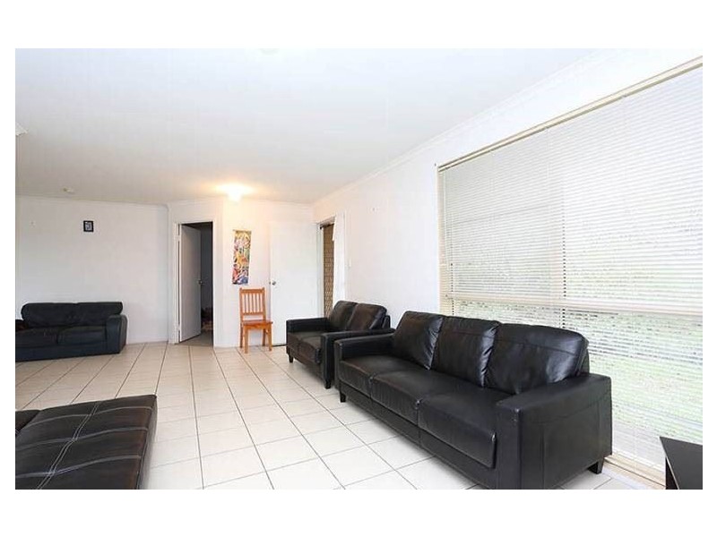 10 Sussanah Terrace, Edens Landing QLD 4207